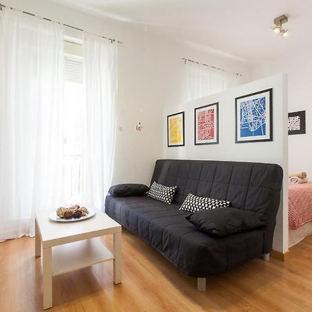 Peral Home Cozy Apartment Σεβίλλη Εξωτερικό φωτογραφία
